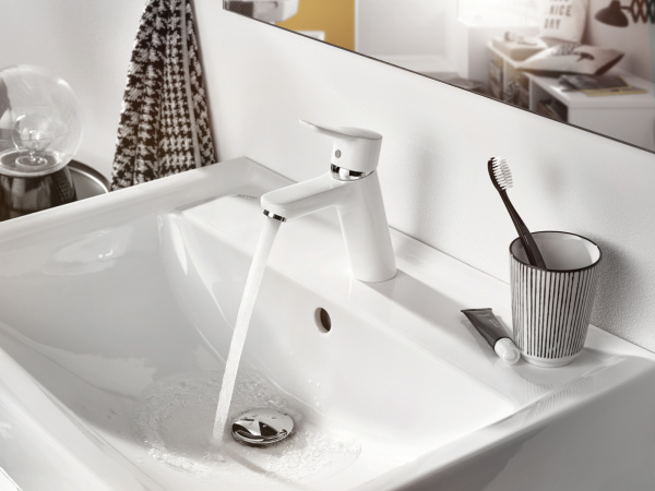 Смеситель для раковины KLUDI PURE&EASY 372929165 белый / хром без донн.клапана